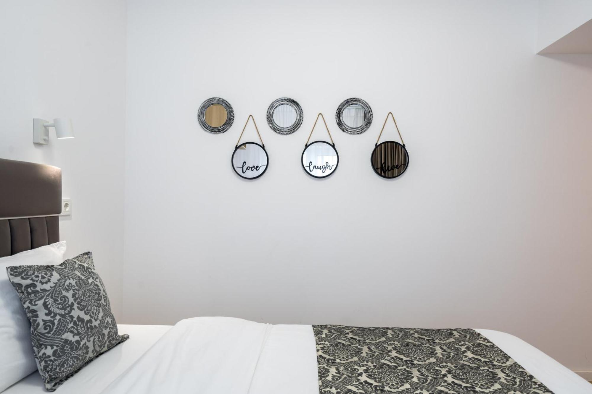 Breeze - Modern Escape In Pipera Apartman Bukarest Kültér fotó