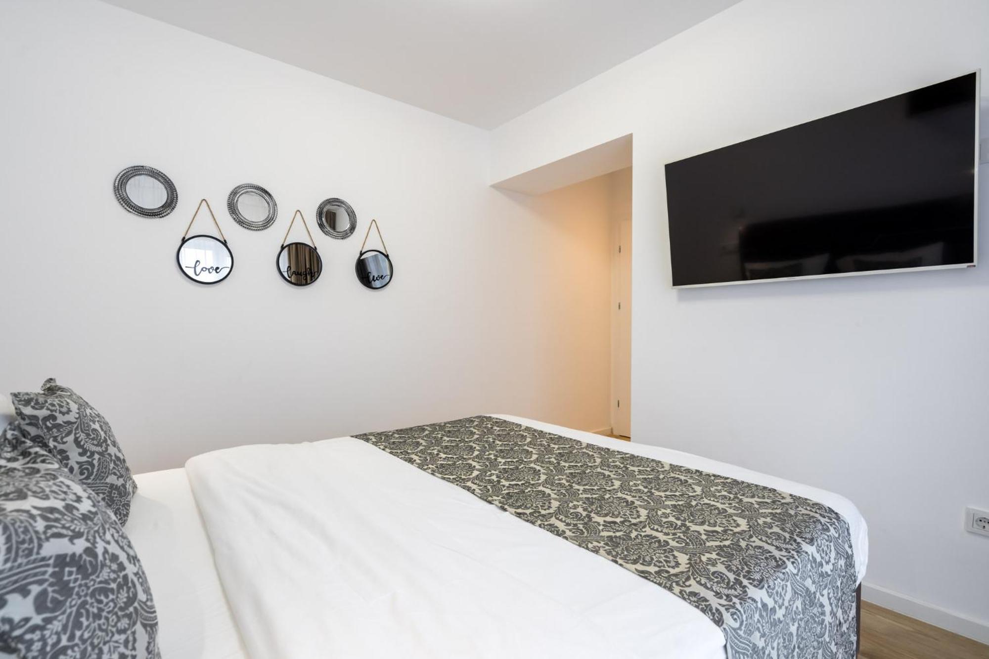 Breeze - Modern Escape In Pipera Apartman Bukarest Kültér fotó